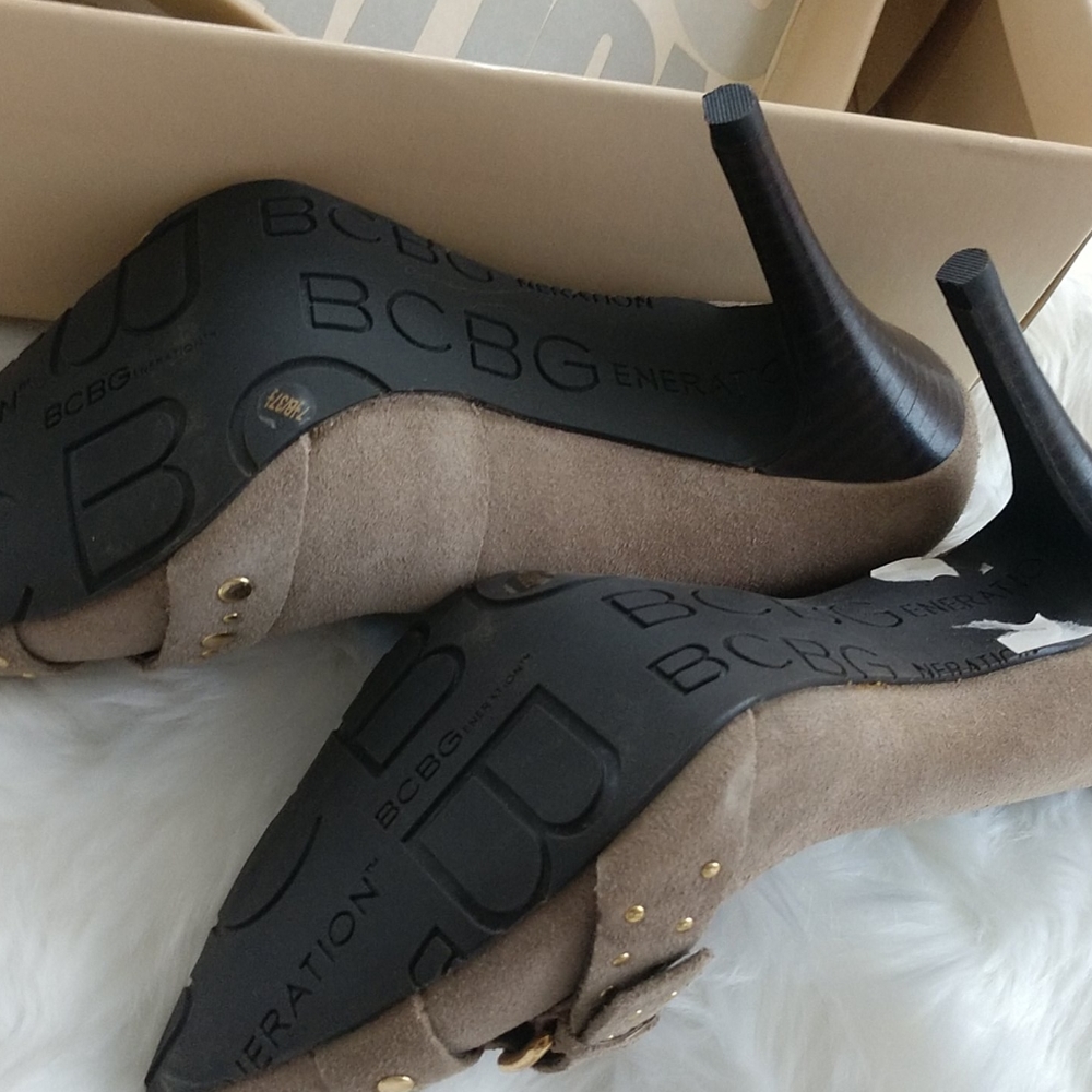 BCBGeneration STUDDED Taupe SUEDE Heels NWT - Picture 3 of 7